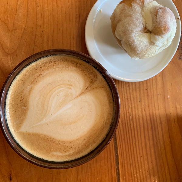 8/17/2019 tarihinde Sarah L.ziyaretçi tarafından Mountain Province Espresso Bar'de çekilen fotoğraf