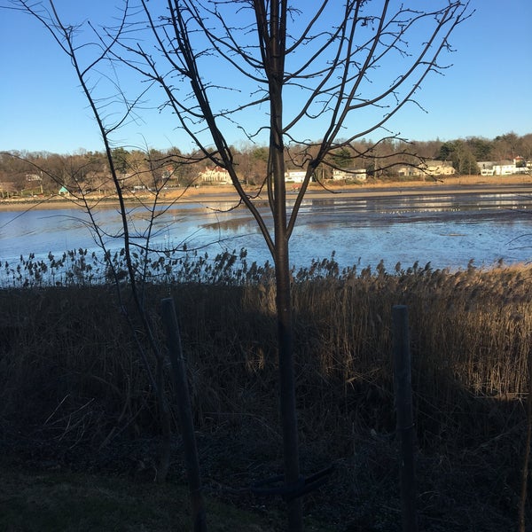 Manor Bay Lookout Douglaston Shore Road