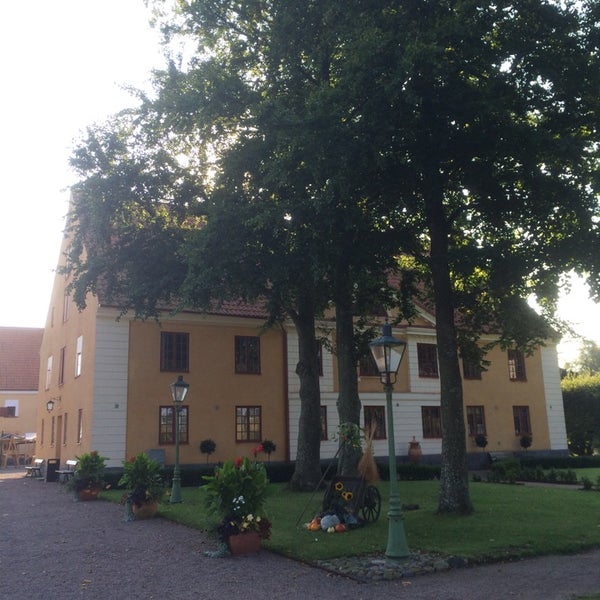 Photo taken at Katrinetorp Landeri by Susanne N. on 9/6/2014