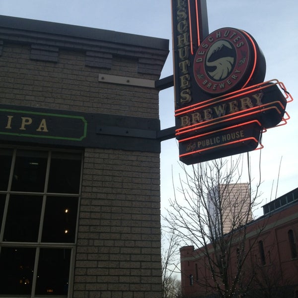 deschutes brewery bend public house