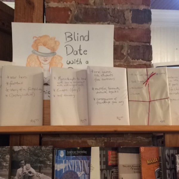 Beautiful book store with some pottery and bath products. The coolest thing there is the "Blind date with a book" section. It's book wrapped in paper with brief descriptions. Shown in the picture.