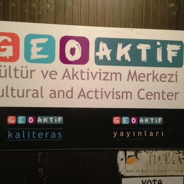 Foto tomada en Geoaktif Kültür ve Aktivizm Merkezi  por Oğuz D. el 12/23/2012
