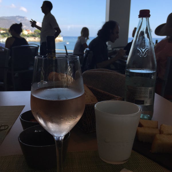9/2/2015 tarihinde Selcan A.ziyaretçi tarafından Hotel Royal-Riviera'de çekilen fotoğraf