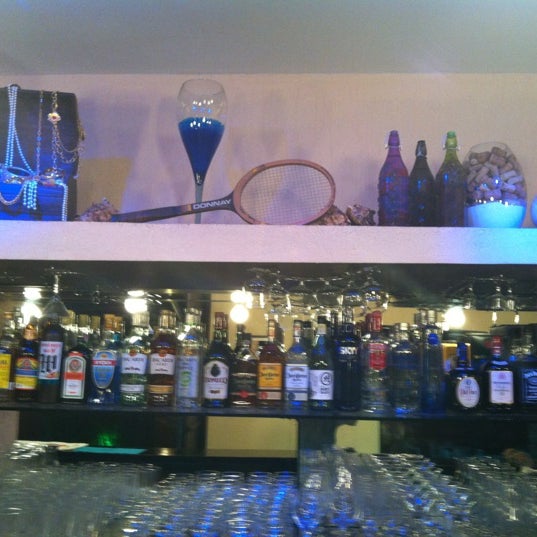 Photo taken at Tchucas Bar e Restaurante by Regis Guimarães™ on 10/8/2012