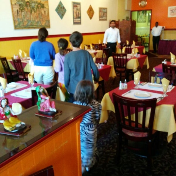 Photo taken at Darbar Indian Cuisine by Michael M. on 4/28/2014