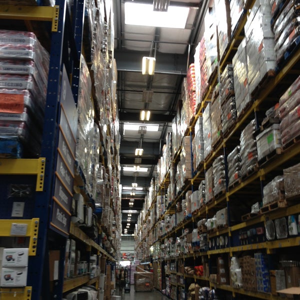 Jetro Cash & Carry Grocery Store in Central East Oakland