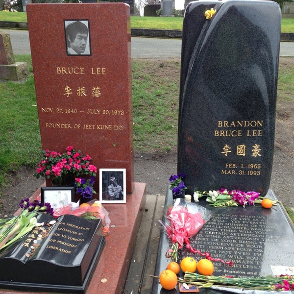 Bruce Lee's Grave - Capitol Hill - 1554 15th Ave E