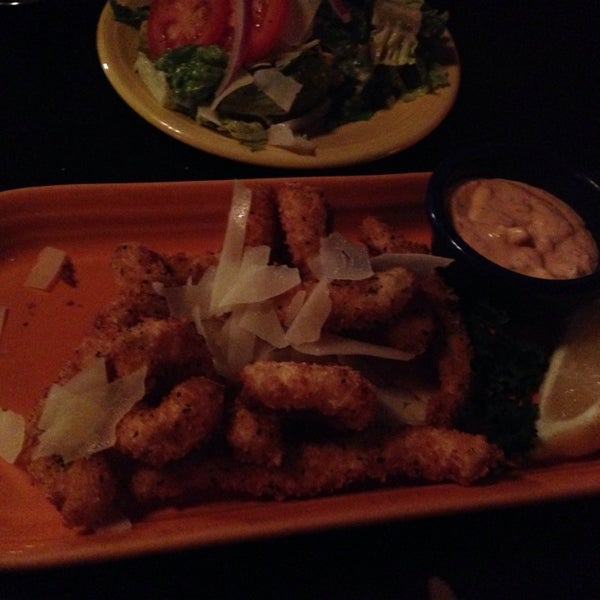 Definitely try the calamari. Very nice atmosphere, the waitress was very friendly.
