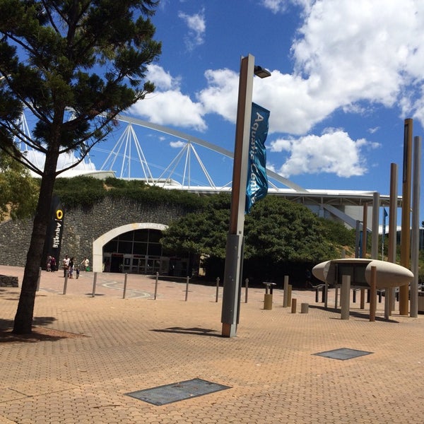 Das Foto wurde bei Sydney Olympic Park Aquatic Centre von Lee S. am 11/24/2013 aufgenommen