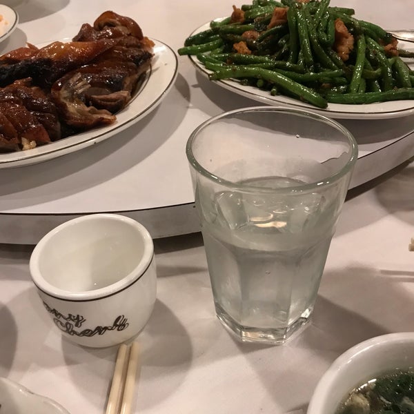 Photo taken at Tony Cheng&#39;s Restaurant by Pang L. on 4/13/2018