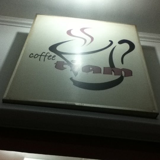 Foto tirada no(a) Coffee Tiam por Doy em 10/3/2012