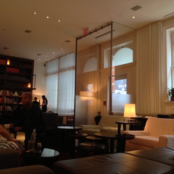 Das Foto wurde bei Mercer Hotel von Stephane C. am 8/8/2013 aufgenommen