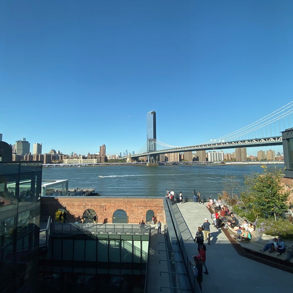 Photo taken at DUMBO House Sitting Room by Ali R. on 10/14/2019