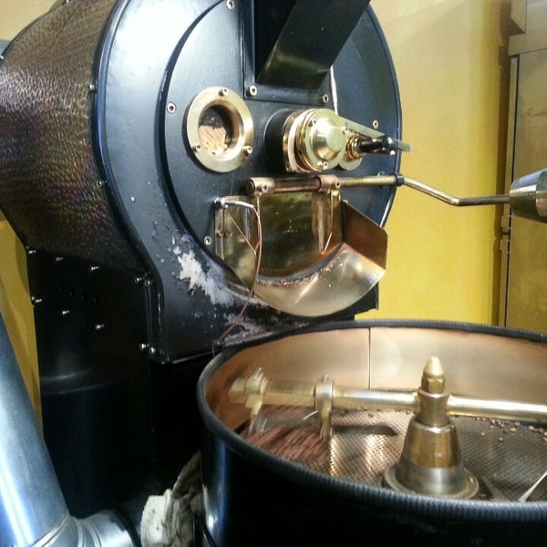 Photo taken at Sozo Coffee Roasting &amp; Espresso Bar by Eric J P. on 2/3/2014