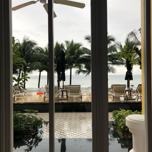 Foto tirada no(a) JW Marriott Phu Quoc Emerald Bay Resort &amp; Spa por Yoonsung em 9/9/2019