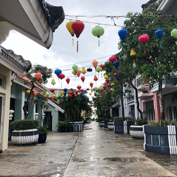 Foto tomada en JW Marriott Phu Quoc Emerald Bay Resort &amp; Spa  por Yoonsung el 9/9/2019