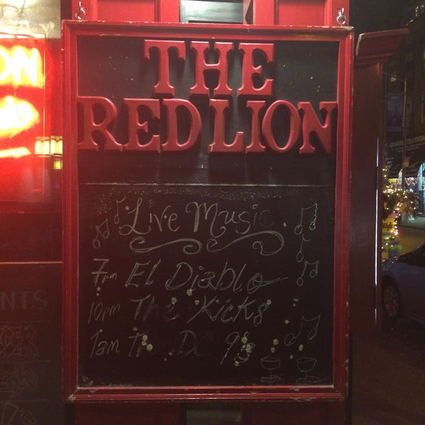 Photo taken at The Red Lion by Jeni J. on 1/8/2016