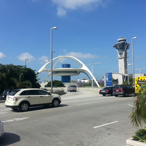 Photos At Five Star Transportation Moving Target In West Los Angeles