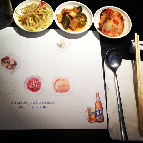Снимок сделан в A-won Japanese Restaurant пользователем christine 9/19/2012