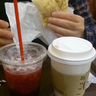 Organic House Deli Cafe 丸ビル店 Agora Fechado Delicatessen Armazem Em 千代田区