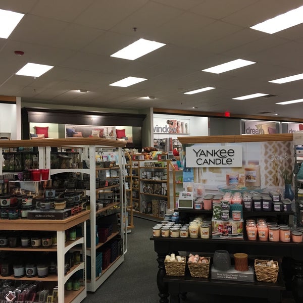 Photos at Kohl's Department Store in Ocean