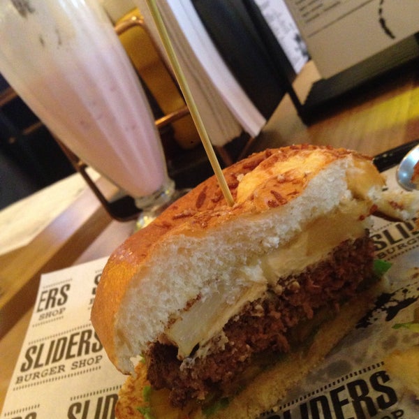 Sliders Hamburguesería en Polanco