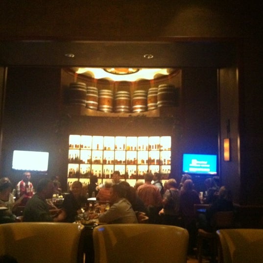 Das Foto wurde bei Bourbon Bar von Billy C. am 12/1/2012 aufgenommen