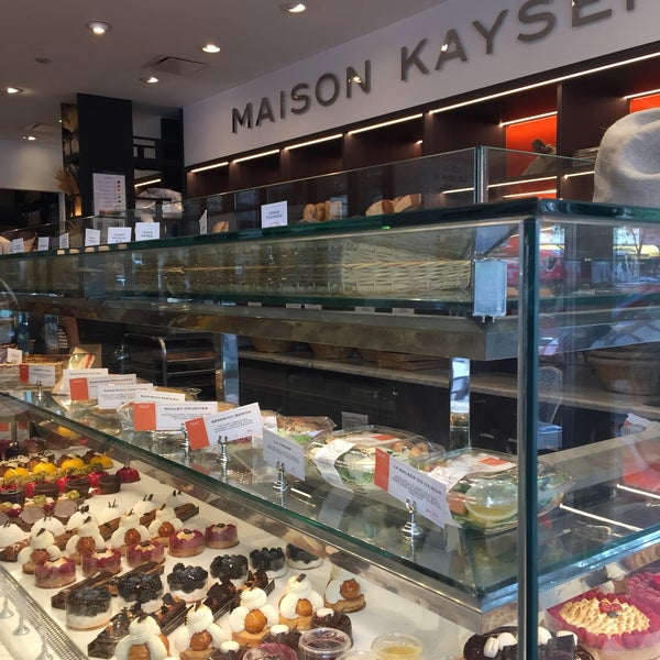 Photo taken at Maison Kayser by Marie F. on 10/17/2016