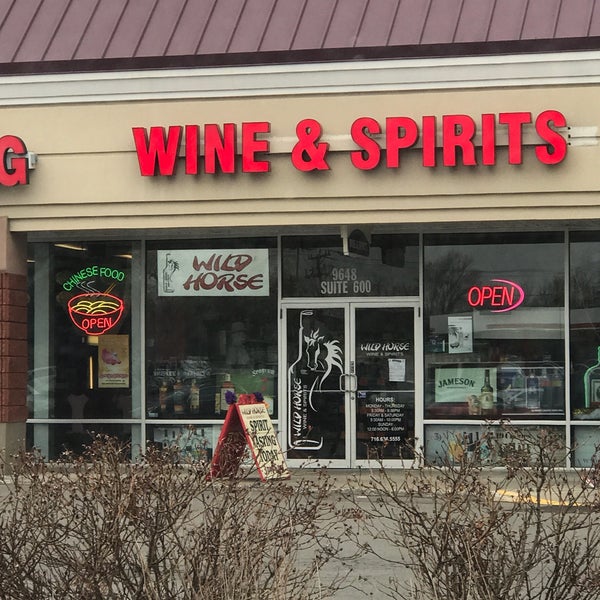 Photo taken at Wild Horse Wine &amp; Spirits by Marie F. on 4/19/2018