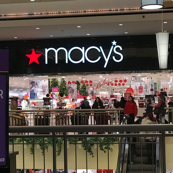 Macy's Outlet Store in Buffalo