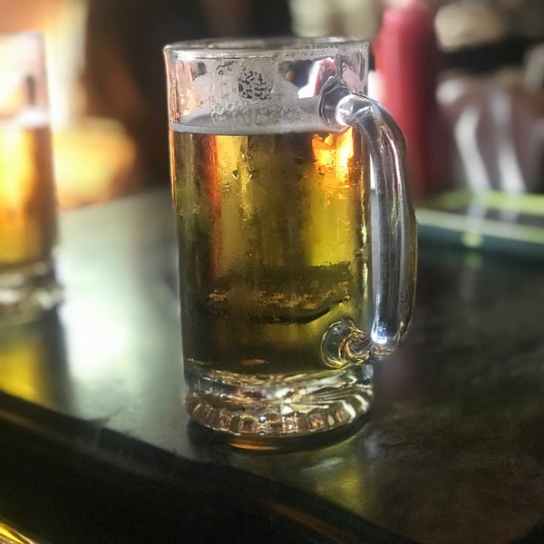 Foto tomada en The Bar Bill Tavern  por Marie F. el 4/7/2019