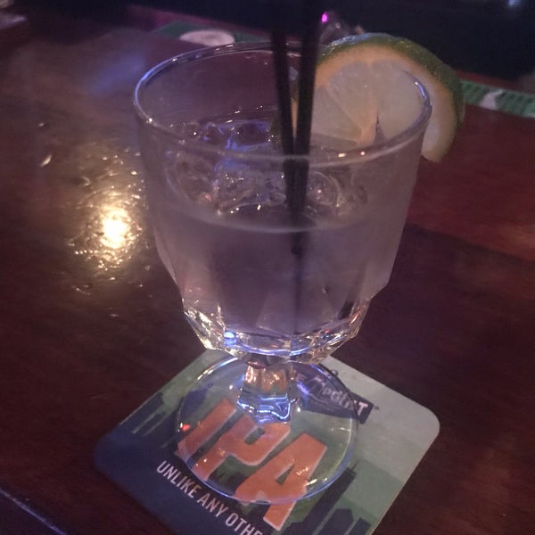 Photo taken at Slattery&#39;s Midtown Pub by Marie F. on 4/5/2019