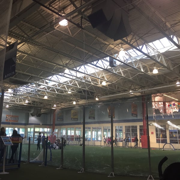 Photo taken at Chelsea Piers Field House by Marie F. on 10/14/2016