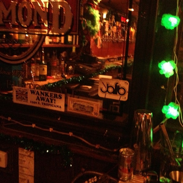 3/8/2013에 Kirk L.님이 Crown &amp; Anchor Pub에서 찍은 사진