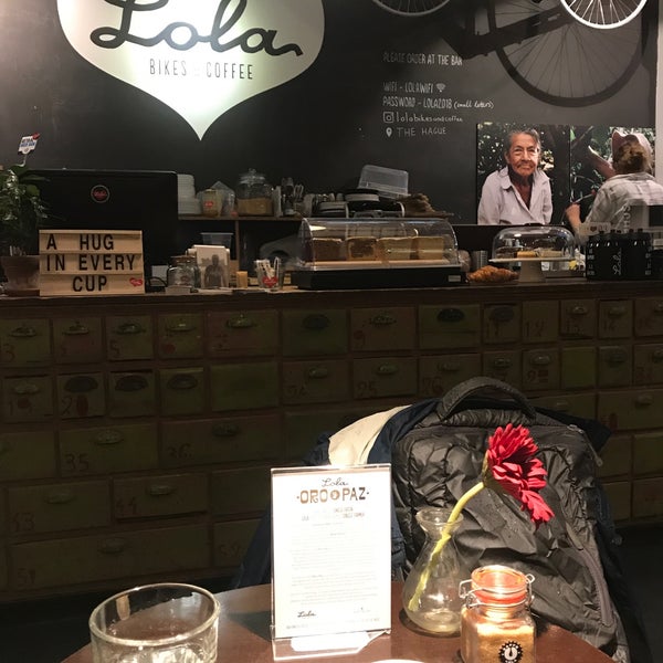 Photos at Lola Bikes and Coffee Centrum Noordeinde 91