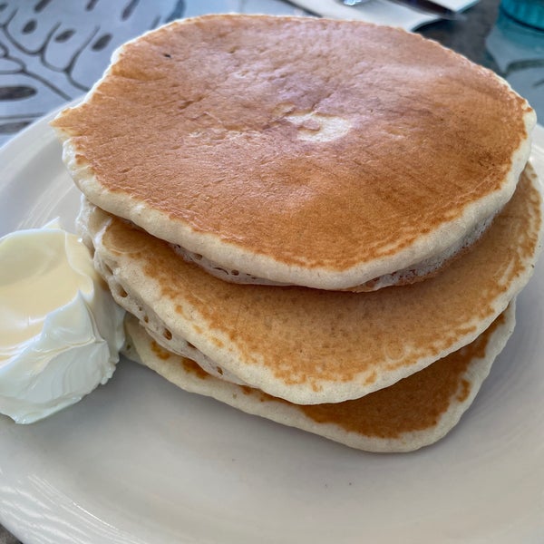 Photos at Cinnamon's Waikiki Honolulu, HI