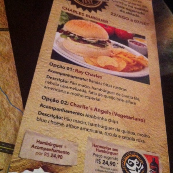 9/3/2014にArthur D.がCharles Burgerで撮った写真