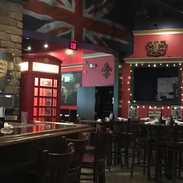 Photo taken at Union Jack&#39;s British Pub by Luis A. V. on 11/27/2017