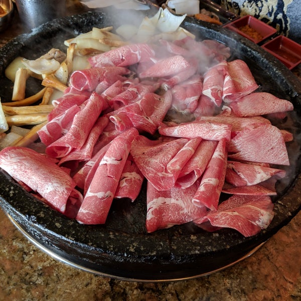 12/22/2018 tarihinde Johnny W.ziyaretçi tarafından Hae Jang Chon Korean BBQ Restaurant'de çekilen fotoğraf