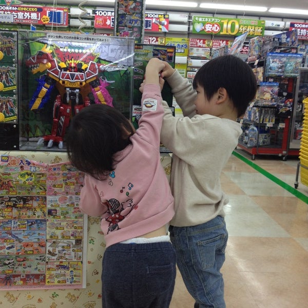 100満ボルト 金沢本店 野々市市の電器店