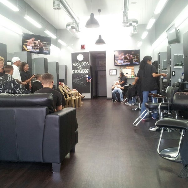 Knuckleheads Barber Shop Hair Salon in Oceanside