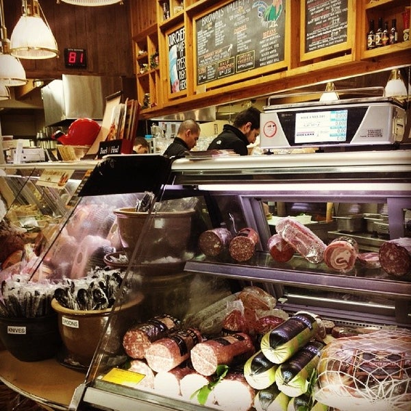 Browns Valley Market Grocery Store in Browns Valley