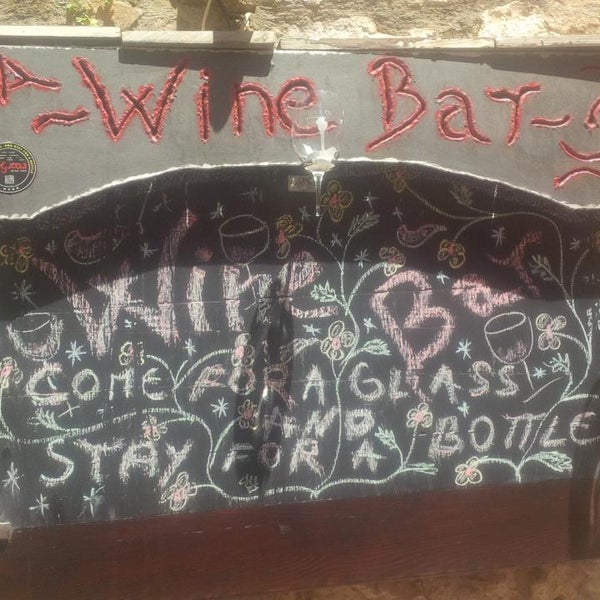 6/12/2014에 Greg S.님이 Red Red Wine bar Hvar에서 찍은 사진