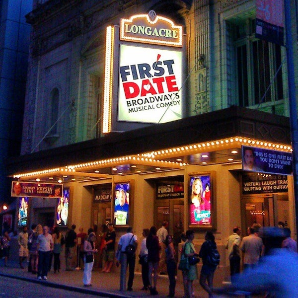 Foto diambil di First Date The Musical on Broadway oleh Chris A. pada 8/24/2013