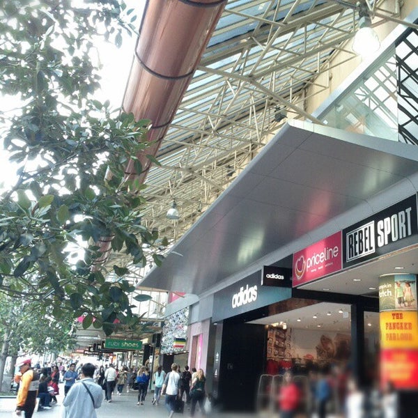 Adidas bourke street mall hotsell