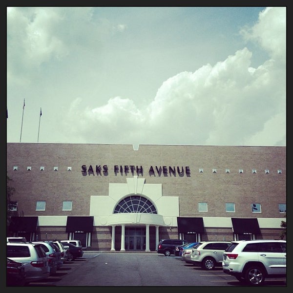 Saks Fifth Avenue Department Store in Indianapolis