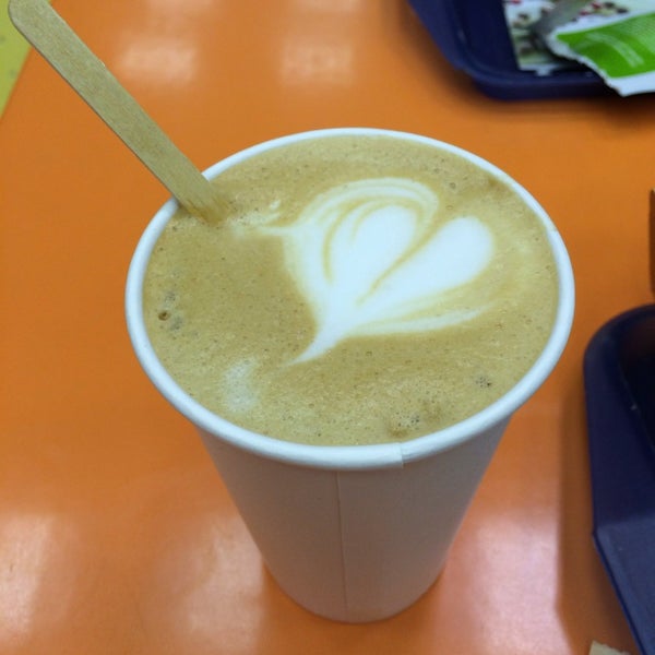 3/18/2014にAlekseyがВело-кофейня Espresso BIKEで撮った写真