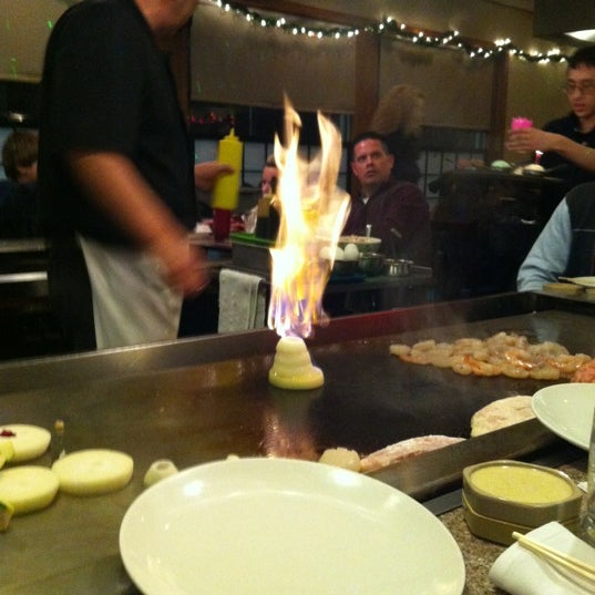 Asian restaurant moon township
