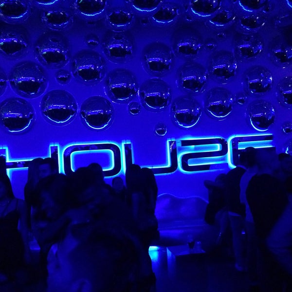2/8/2015에 Andrew B.님이 House Nightclub에서 찍은 사진