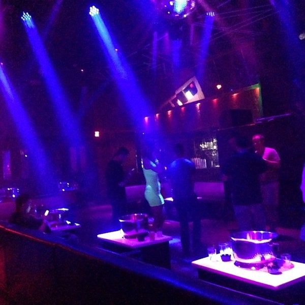 รูปภาพถ่ายที่ Dream Nightclub โดย Andrew B. เมื่อ 3/26/2014